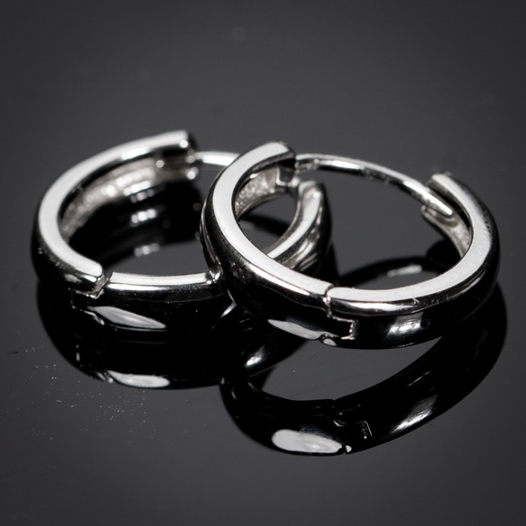 Small Solid 925 Sterling Silver White Gold Plated Men's Huggie Hoop Earrings - Picture 2 of 5